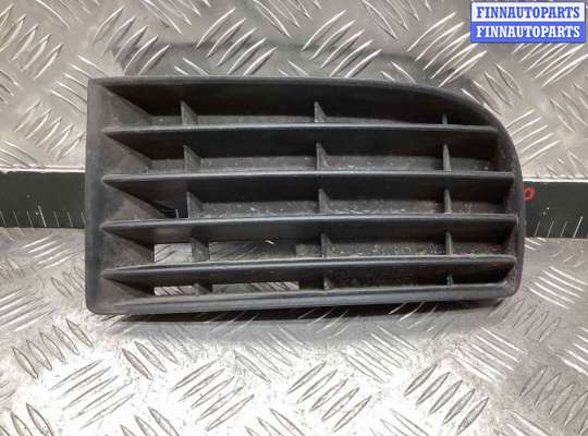 купить Заглушка (решетка) в бампер передний на Volkswagen Golf Golf V (1K) 2004-2009