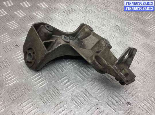 купить Кронштейн КПП на Audi A4 A4 B5 (8D) 1994-1999