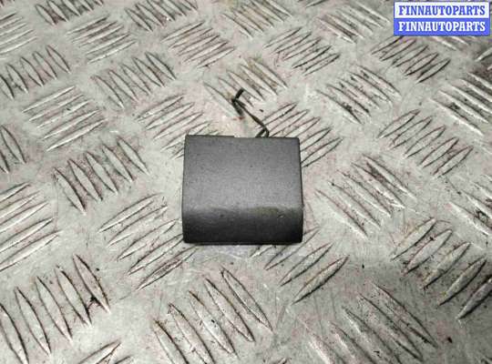 Заглушка (решетка) в бампер передний RN1519974 на Renault Laguna Laguna II (X74) 2005-2007 рестайлинг