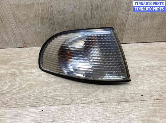 Поворотник передний на Audi A4 (8D, B5)