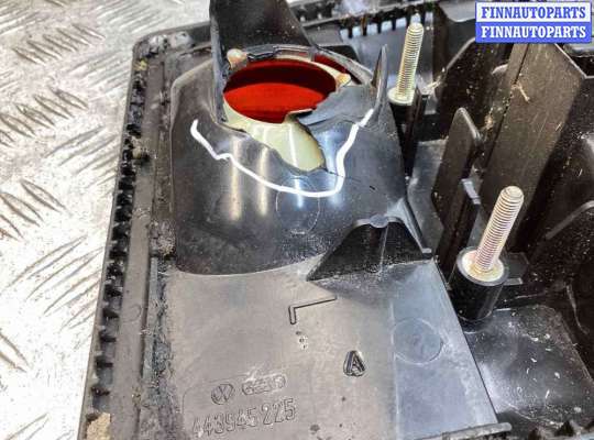 купить Фонарь крышки багажника левый на Audi 100 100 C3 1982-1991