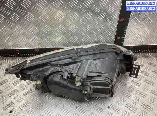 Фара передняя на Ford Mondeo III