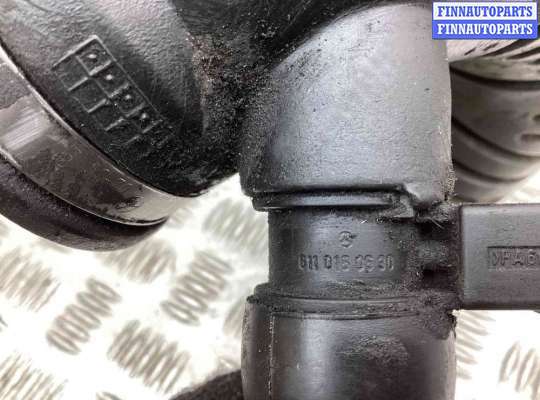 Гофра (патрубок) воздушного фильтра на Mercedes-Benz Sprinter (903)