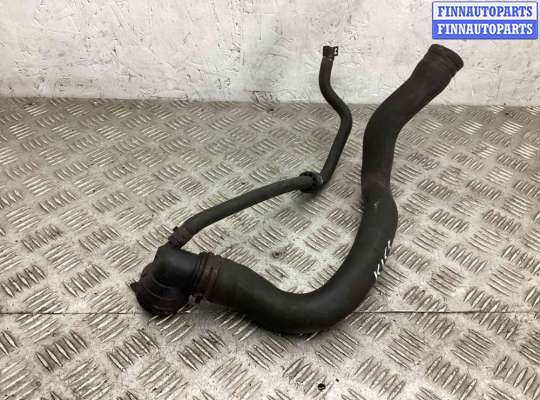 Патрубок радиатора VG2447403 на Volkswagen Passat Passat B6 (3C) 2005-2010