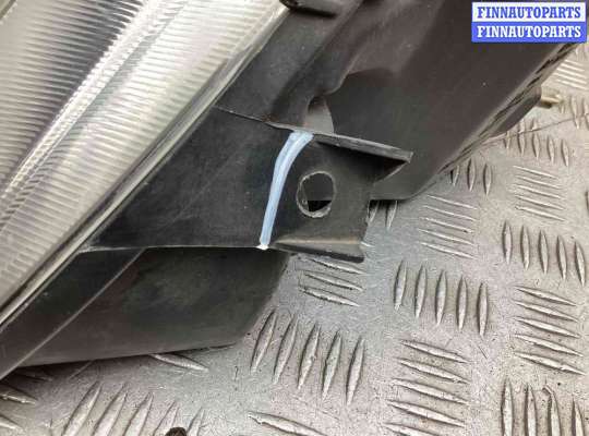 Фара передняя на Renault Logan I