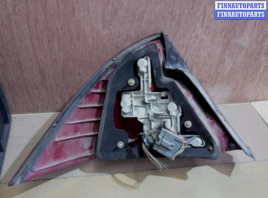 купить Фонарь задний правый на Ford Mondeo III 2000-2003