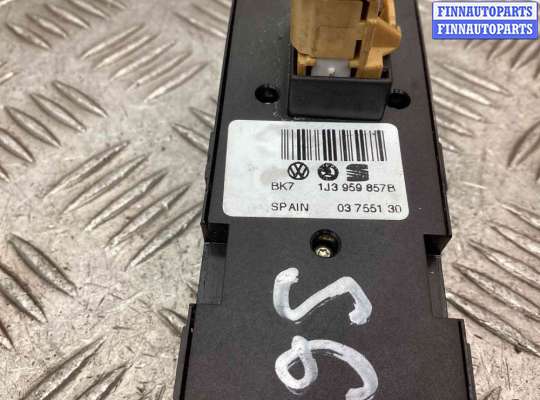 купить Блок управления стеклоподъемниками на Volkswagen Passat Passat B5+ (3B) 2000-2005 рестайлинг