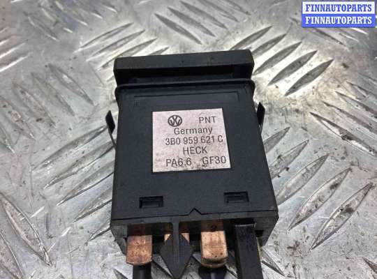 купить Кнопка подогрева заднего стекла на Volkswagen Passat Passat B5+ (3B) 2000-2005 рестайлинг