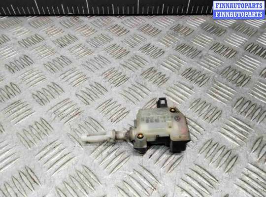 купить Активатор замка багажника на Volkswagen Passat Passat B5+ (3B) 2000-2005 рестайлинг