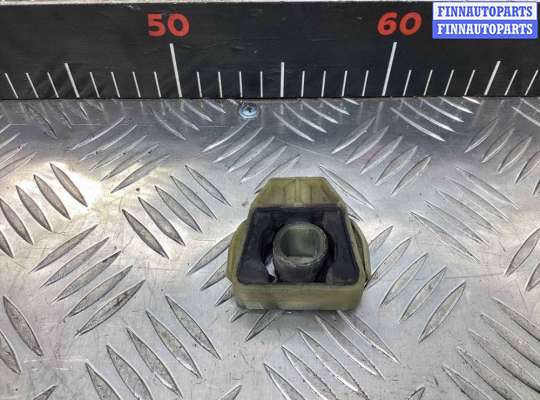 Купить Кронштейн радиатора на Volkswagen Polo Polo IV (9N) 2001-2005 Кронштейн радиатора VG2781717 на Volkswagen Polo Polo IV (9N) 2001-2005