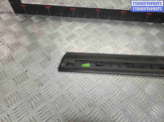 купить Молдинг двери задней левой на Audi A4 A4 B7 (8EC, 8ED) 2004-2008