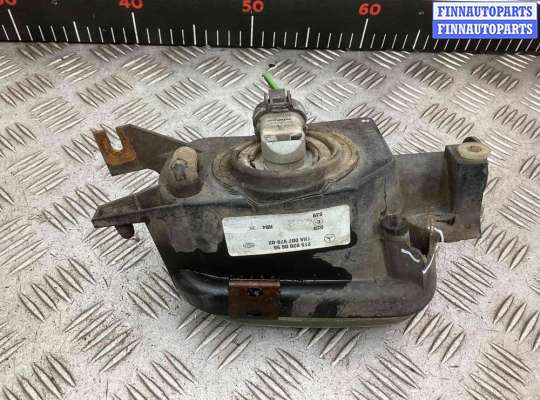 Фара противотуманная (ПТФ) на Mercedes-Benz C (W203)