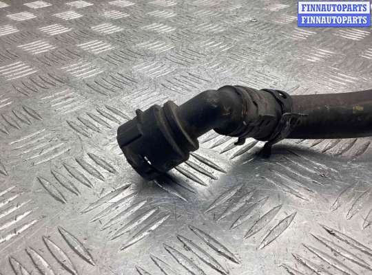 купить Патрубок отопителя (печки) на Volkswagen Golf Golf IV (1J) 1997-2004