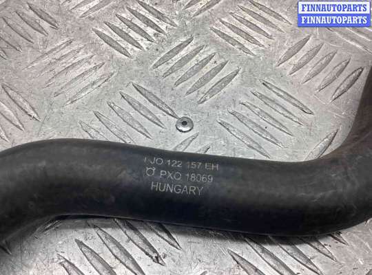 купить Патрубок отопителя (печки) на Volkswagen Golf Golf IV (1J) 1997-2004