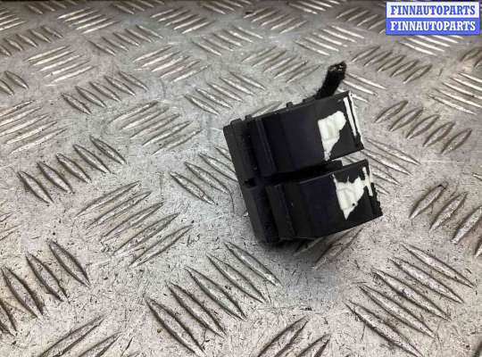 купить Блок управления стеклоподъемниками на Volkswagen Golf Golf V (1K) 2004-2009