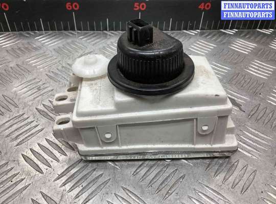 купить Фара противотуманная левая на Volkswagen Passat Passat B4 (3A) 1993-1997