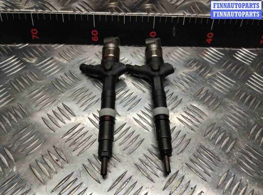 Форсунка топливная на Toyota Avensis II (T250)