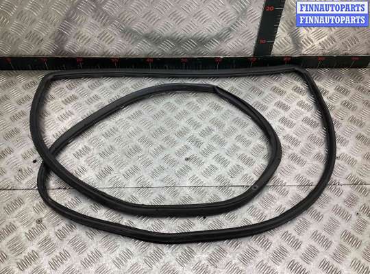 купить Уплотнитель двери задней левой на Hyundai Terracan Terracan (HP) 2001-2007