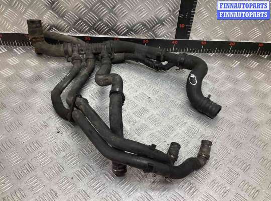 Патрубок радиатора RN1556237 на Renault Megane Megane II 2006-2009 рестайлинг