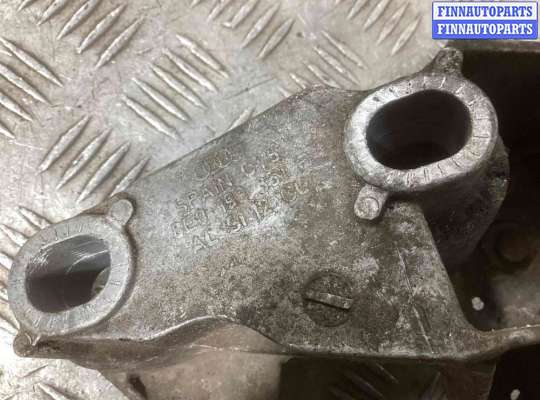 купить Кронштейн стабилизатора на Volkswagen Passat Passat B5+ (3B) 2000-2005 рестайлинг