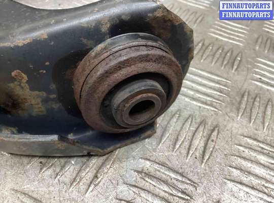 купить Рычаг передний правый на Renault Megane Megane I 1995-2002