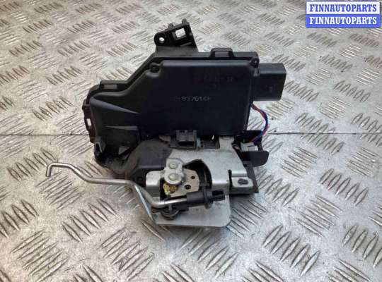 Замок двери передней правой AU1736060 на Audi A6 A6 C5 (4B) 2001-2004 рестайлинг