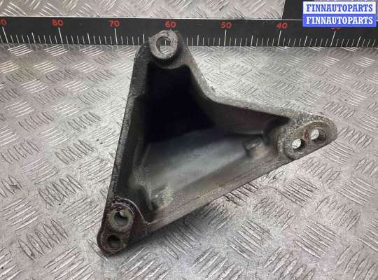 купить Кронштейн двигателя на Volkswagen Passat Passat B5 (3B) 1996-2000