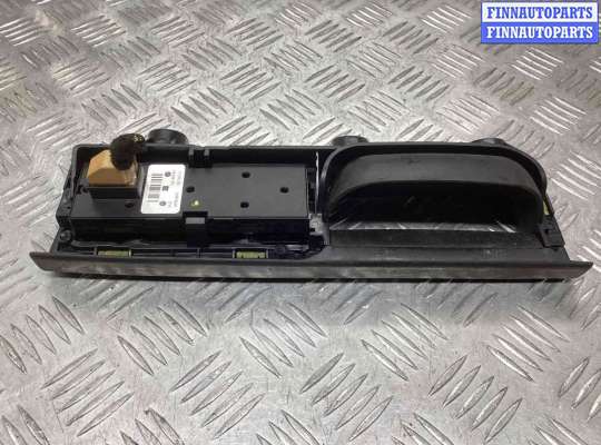 купить Блок управления стеклоподъемниками на Volkswagen Passat Passat B5 (3B) 1996-2000