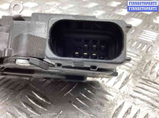 купить Замок двери передней правой на Opel Corsa D 2006-2010