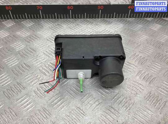 купить Компрессор центрального замка на Volkswagen Passat Passat B4 (3A) 1993-1997