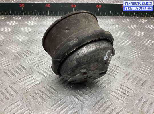 Подушка ДВС на Mercedes-Benz E (W210)