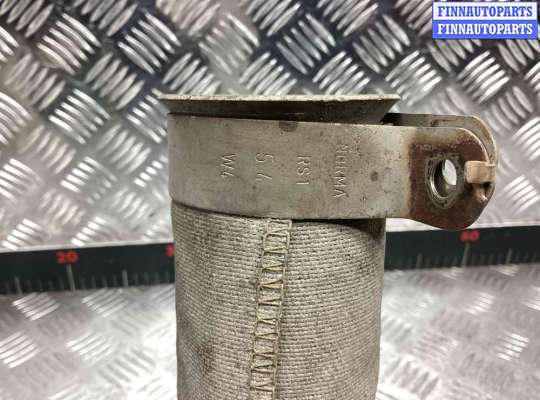 купить Патрубок (трубопровод, шланг) на Volkswagen Passat Passat B6 (3C) 2005-2010