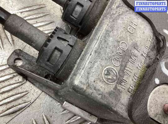 купить Кулиса на Volkswagen Touran Touran I (1T) 2003-2006