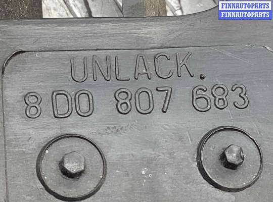 купить Заглушка (решетка) в бампер передний на Audi A4 A4 B5 (8D) 1994-1999