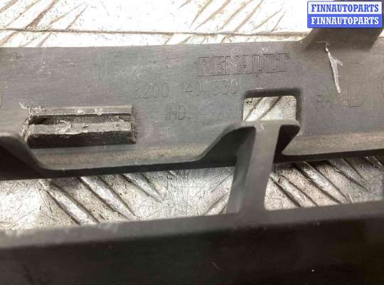 купить Решетка радиатора на Renault Scenic Scenic II (JM) 2003-2006