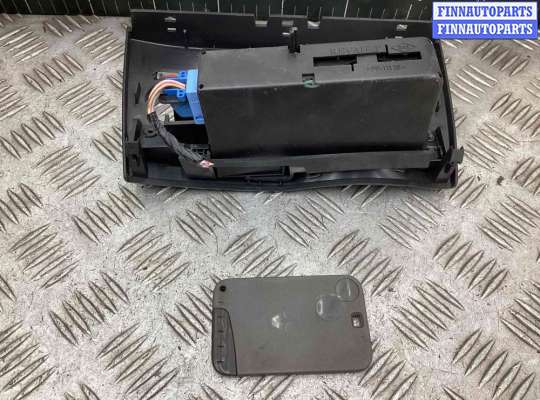 Замок зажигания с ключом на Renault Laguna II