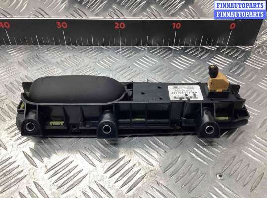 купить Блок управления стеклоподъемниками на Volkswagen Passat Passat B5 (3B) 1996-2000