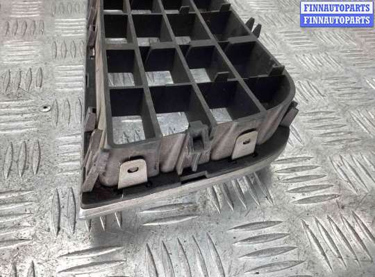 купить Заглушка (решетка) в бампер передний на Audi A6 A6 C5 (4B) 2001-2004 рестайлинг