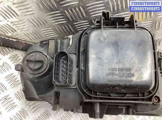 купить Фара левая на Audi A3 A3 II (8P) 2003-2005