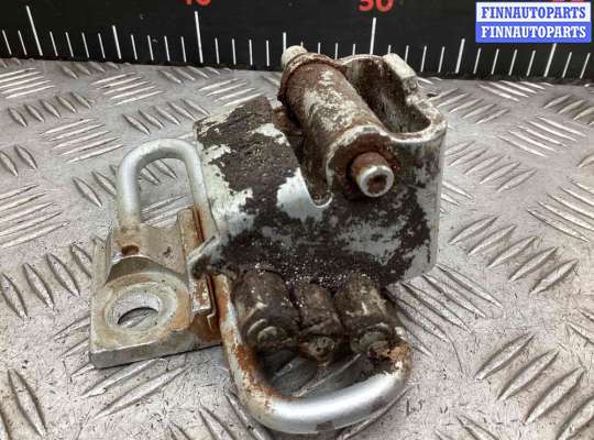 купить Петля двери на Volkswagen Passat Passat B5+ (3B) 2000-2005 рестайлинг