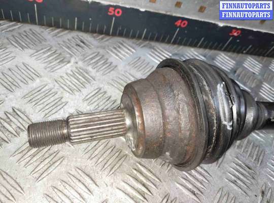 купить Полуось передняя правая (приводной вал, ШРУС) на Audi 100 100 C3 1982-1991