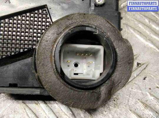 купить Замок двери передней левой на Toyota Yaris Yaris II (XP90) 2005-2011