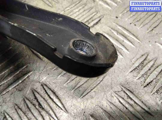 купить Щеткодержатель (поводок стеклоочистителя, дворник) на Dacia Sandero Sandero II (B52) 2013-2020