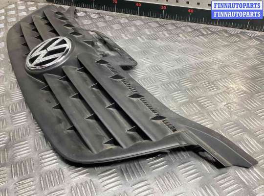купить Решетка радиатора на Volkswagen Touran I (1T) 2006-2010 рестайлинг
