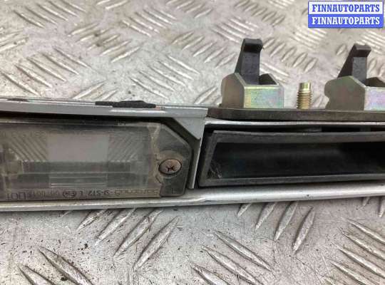 купить Накладка подсветки номера на Volkswagen Passat Passat B5 (3B) 1996-2000