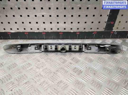 купить Накладка подсветки номера на Volkswagen Passat Passat B5 (3B) 1996-2000