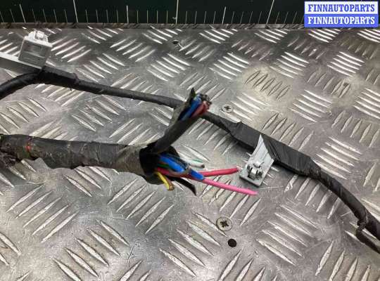 купить Проводка двери на Hyundai Terracan (HP) 2001-2007