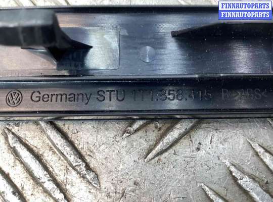 Накладка декоративная на торпедо VG2449185 на Volkswagen Touran Touran I (1T) 2003-2006