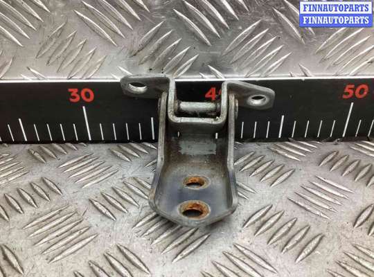 купить Петля двери передней правой на Mazda 3 3 I (BK) 2003-2009