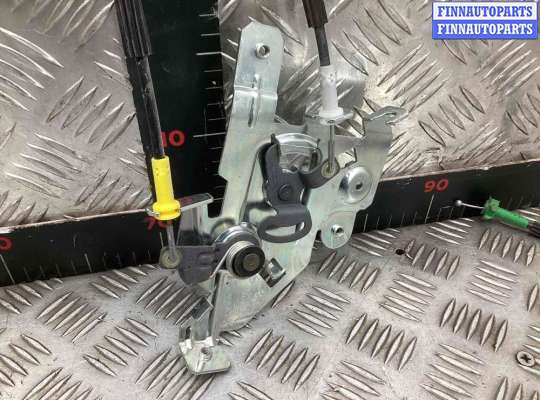 Замок боковой двери на Renault Trafic II